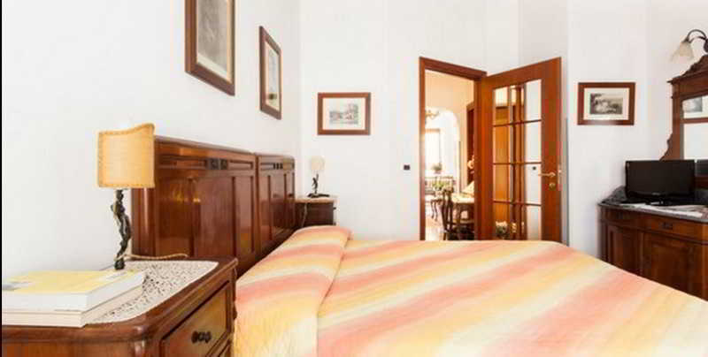 Rent Rooms Filomena E Francesca Roma Exterior foto